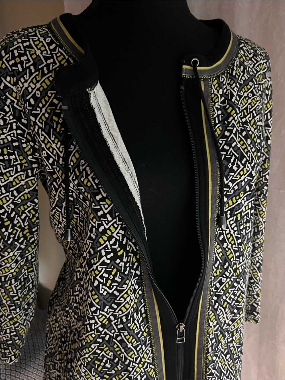 Christopher & Banks Black, White and lime green Printed Zip-Front shirt - Picture 3 of 6